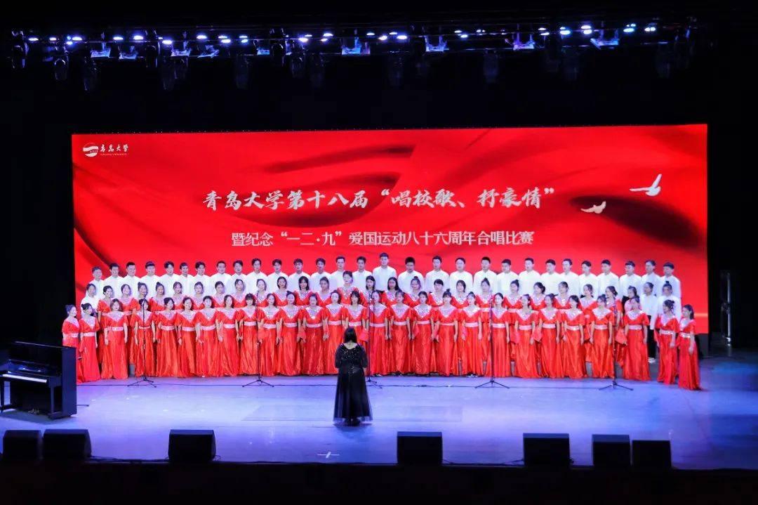 Apple App Store儿子一在家就被我骂 因为他薪水太低了就一万多 看看邻居家的儿子都月入上十几万 在老家没穷怕吗?
